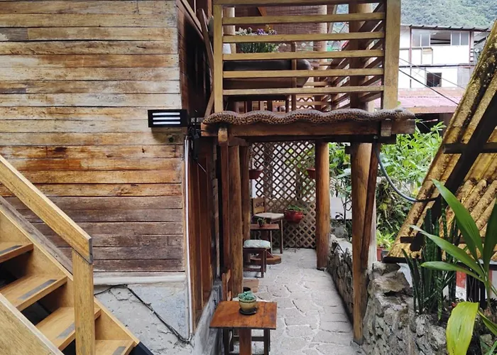 Tree House Machu Picchu