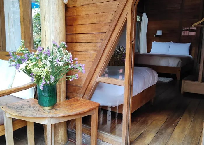 Lodge Tree House Machu Picchu