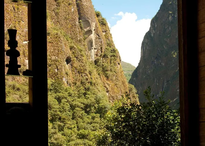 Tree House Machu Picchu